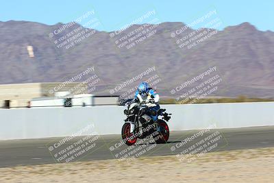 media/Jan-09-2022-SoCal Trackdays (Sun) [[2b1fec8404]]/Front Straight Speed Shots (1pm)/